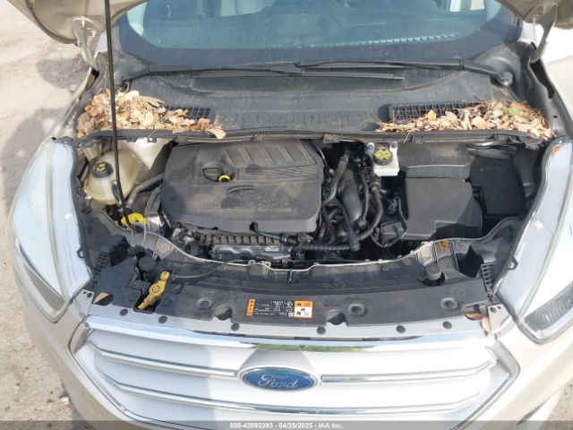 1FMCU9GD1JUB02119 Ford ESCAPE SE