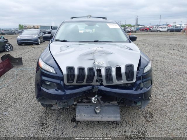 1C4PJMAB0EW317252 Jeep Cherokee Sport