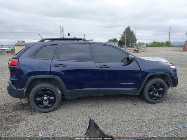 1C4PJMAB0EW317252 Jeep Cherokee Sport