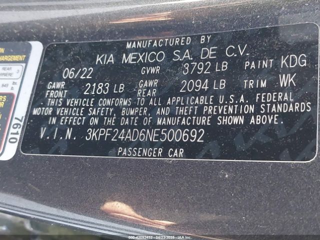 3KPF24AD6NE500692 KIA Forte Lxs