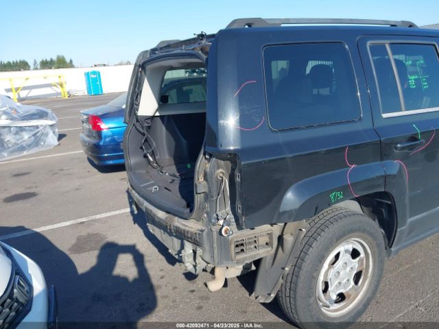 1C4NJPBAXED533555 Jeep Patriot Sport