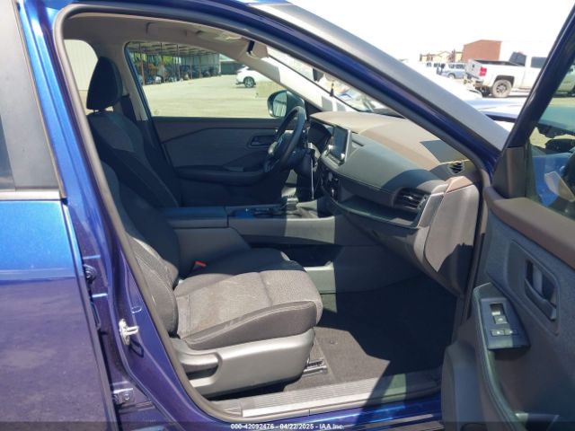 5N1AT3AA9MC683594 Nissan Rogue S Fwd
