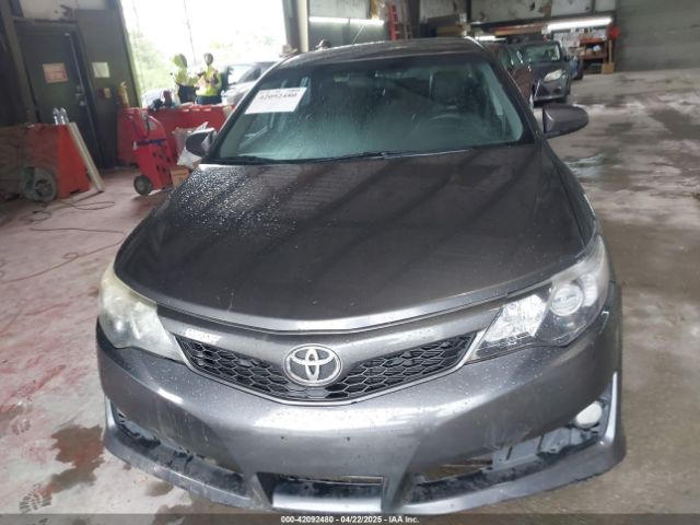 4T1BF1FK9EU403895 Toyota CAMRY SE