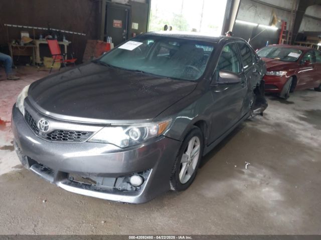 4T1BF1FK9EU403895 Toyota CAMRY SE