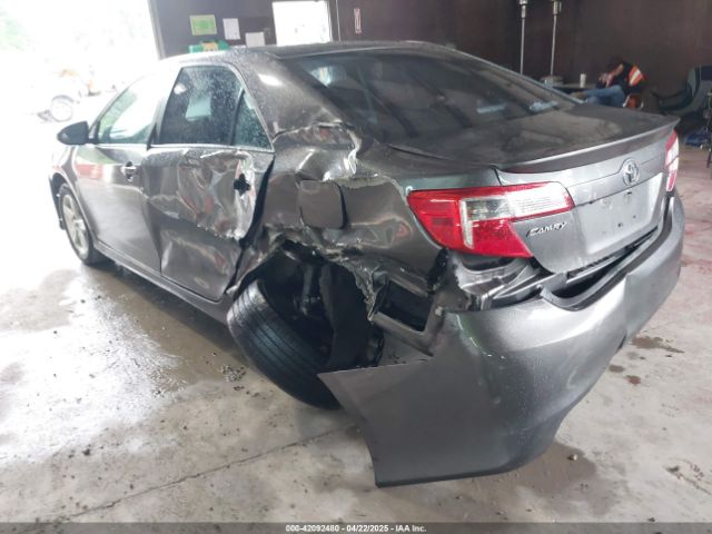 4T1BF1FK9EU403895 Toyota CAMRY SE