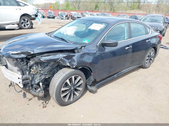 1N4AL3AP7JC122255 Nissan Altima 2.5 Sv