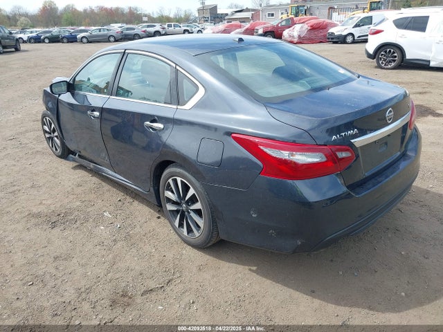 1N4AL3AP7JC122255 Nissan Altima 2.5 Sv