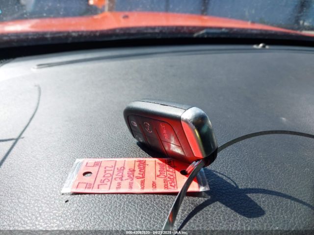 ZACCJABT1FPB37653 Jeep Renegade Latitude