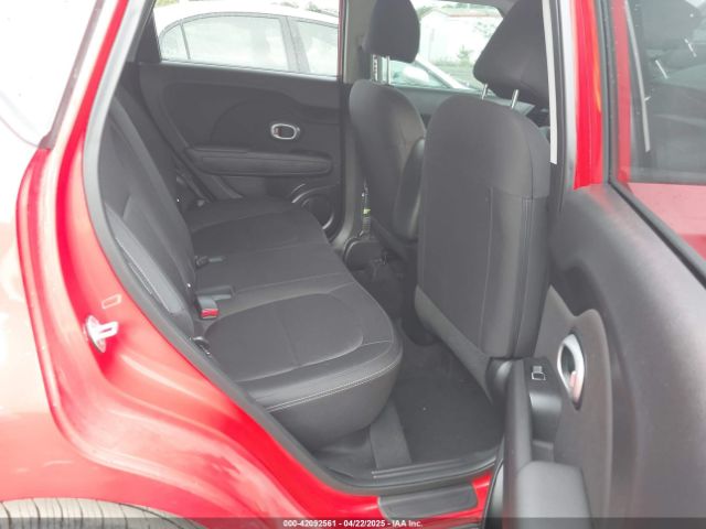 KNDJN2A21K7686187 KIA Soul