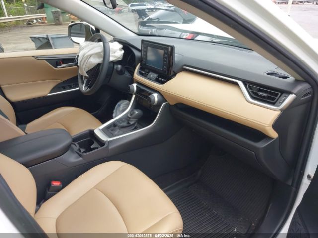 JTMA1RFV9KD044650 Toyota Rav4 Xle Premium