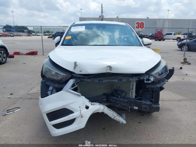 KM8J23A45LU102453 Hyundai TUCSON SE