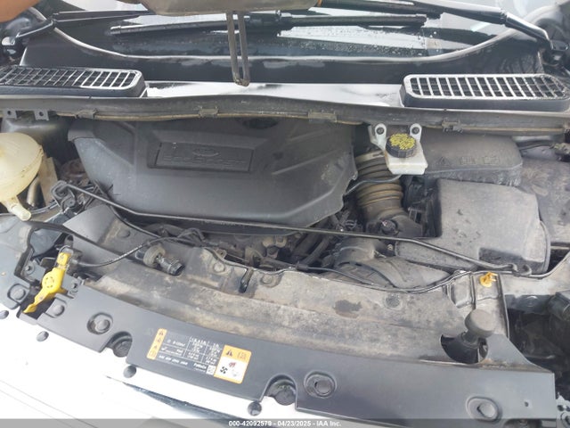 1FMCU9J92KUA60386 Ford Escape Titanium