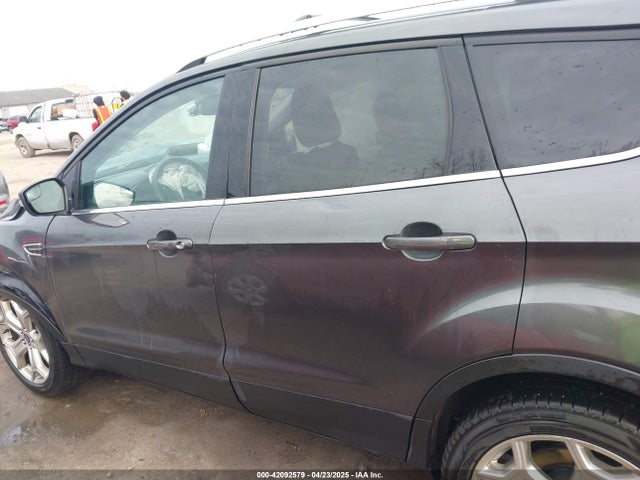 1FMCU9J92KUA60386 Ford Escape Titanium