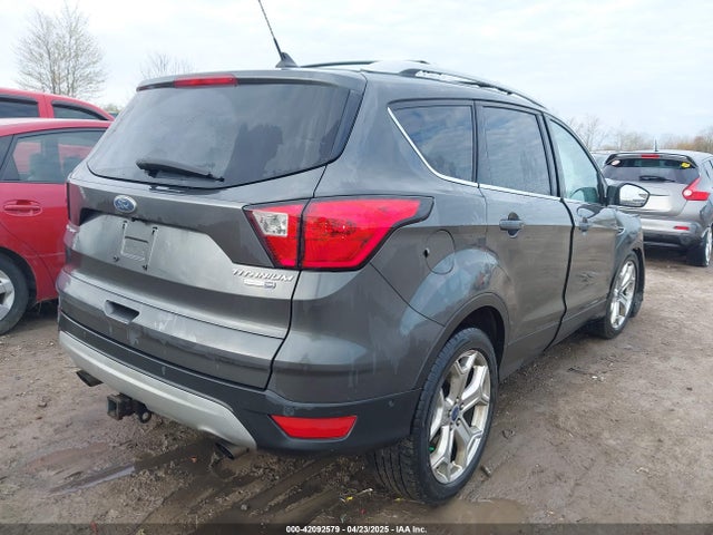 1FMCU9J92KUA60386 Ford Escape Titanium