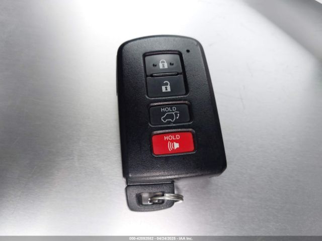 5TDJGRFH6JS047582 Toyota Highlander Hybrid Xle