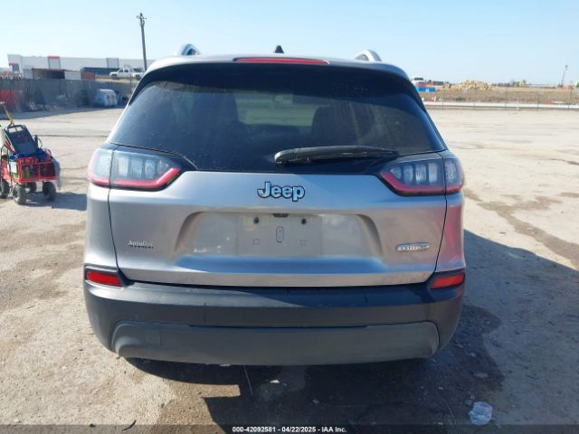 1C4PJLCB3KD175557 Jeep Cherokee Latitude Fwd