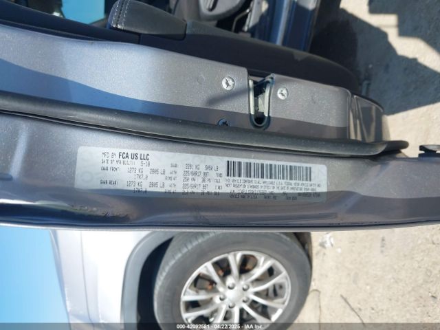 1C4PJLCB3KD175557 Jeep Cherokee Latitude Fwd
