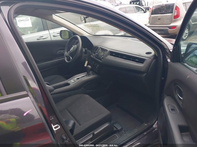 3CZRU6H33GM727860 Honda HR-V LX