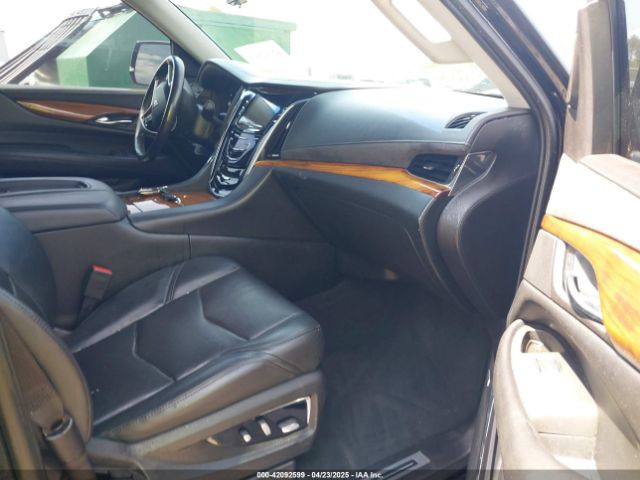1GYS3HKJ5HR216903 Cadillac Escalade Esv Luxury