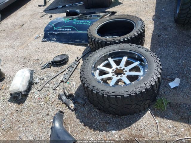 5TFDW5F16FX454654 Toyota Tundra Sr5 5.7l V8