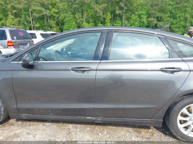 3FA6P0G73JR229790 Ford FUSION S
