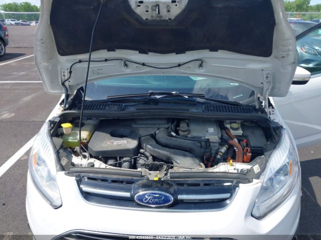 1FADP5FU4HL103927 Ford C-max Energi Titanium