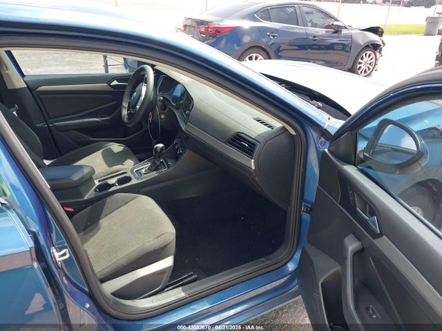 3VWCB7BU3KM138600 Volkswagen Jetta 1.4t R-line/1.4t S/1.4t Se