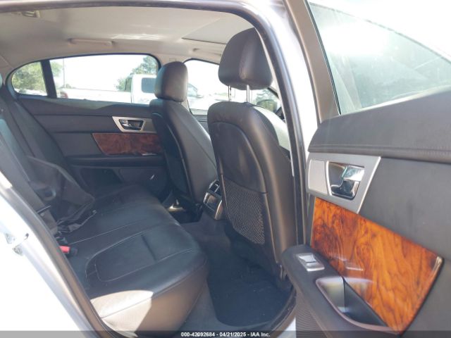 SAJWA0FS6FPU73001 Jaguar Xf 2.0t Premium