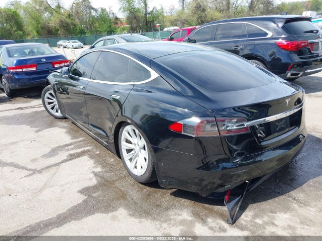 2017 TESLA MODEL S 5YJSA1E13HF228486 Photo 2