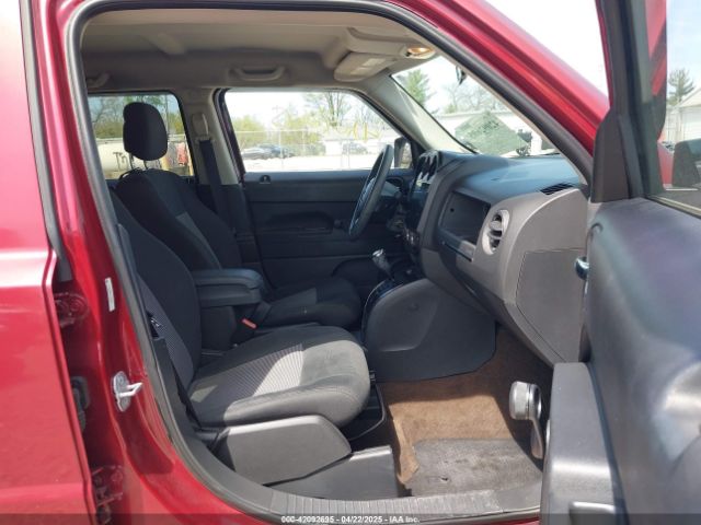 1C4NJPBA7ED798319 Jeep Patriot Sport