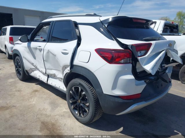 2022 CHEVROLET TRAILBLAZER KL79MPS29NB120536 Photo 2