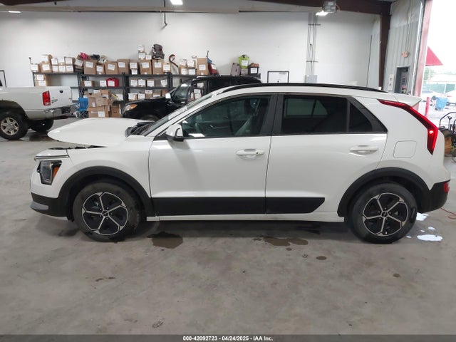 KNDCR3LE0R5121073 KIA NIRO EX