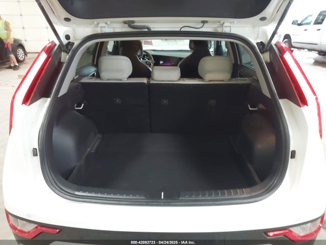 KNDCR3LE0R5121073 KIA NIRO EX