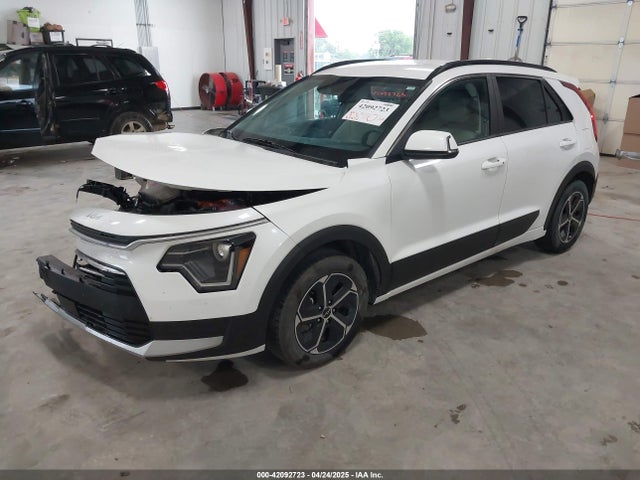 KNDCR3LE0R5121073 KIA NIRO EX