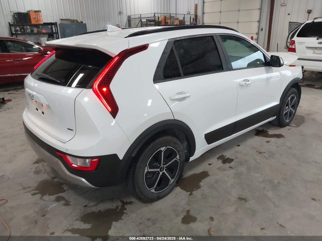 KNDCR3LE0R5121073 KIA NIRO EX