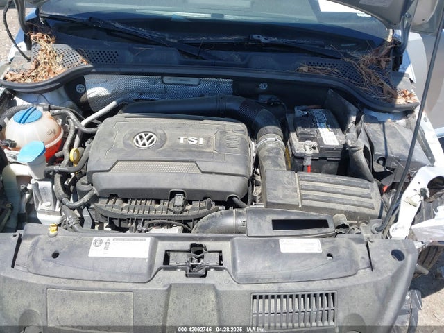 3VW517AT4GM806853 Volkswagen Beetle 1.8t S