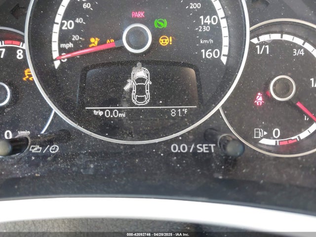 3VW517AT4GM806853 Volkswagen Beetle 1.8t S
