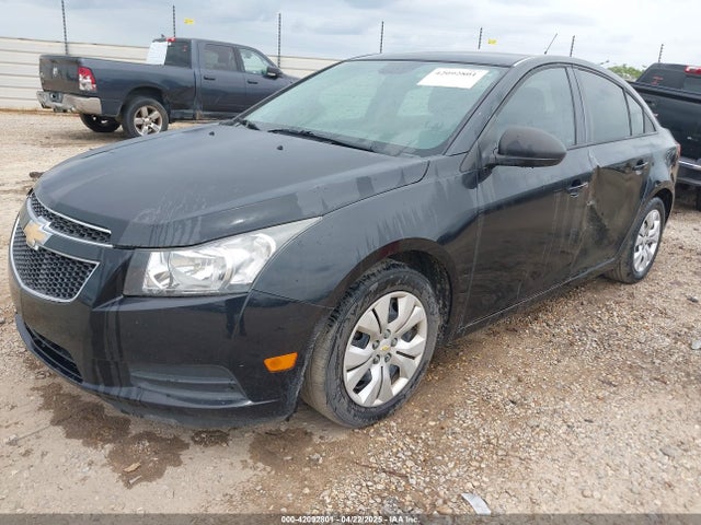 1G1PA5SH6E7249650 Chevrolet Cruze Ls Auto