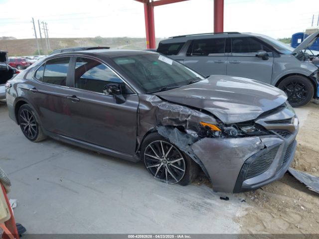 4T1T11AK6NU639527 Toyota CAMRY SE
