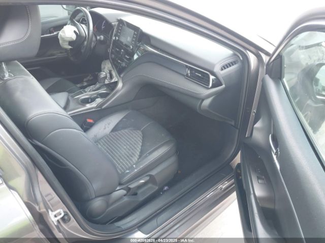 4T1T11AK6NU639527 Toyota CAMRY SE