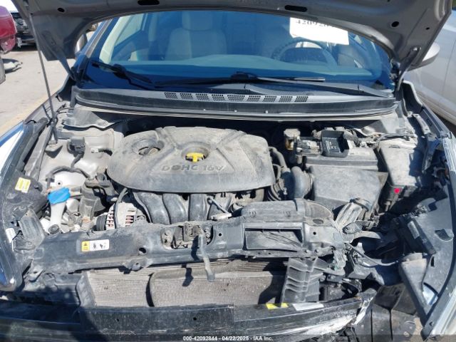 5NPDH4AE1EH468874 Hyundai ELANTRA SE