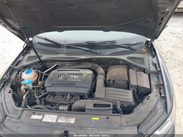 1VWAT7A37GC042880 Volkswagen Passat 1.8t R-line