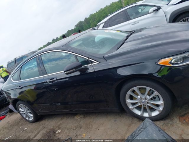 3FA6P0SU1KR285161 Ford Fusion Energi Titanium