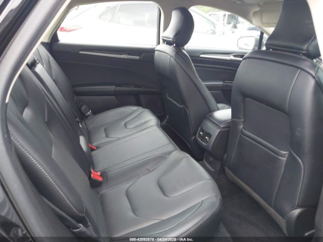 3FA6P0SU1KR285161 Ford Fusion Energi Titanium