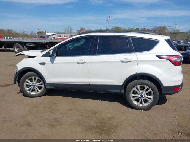 1FMCU9HDXJUC25514 Ford ESCAPE SEL