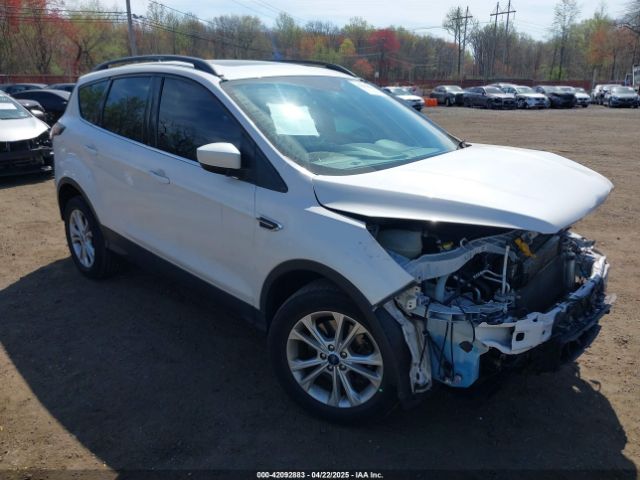1FMCU9HDXJUC25514 Ford ESCAPE SEL