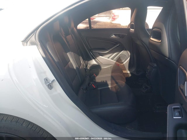 WDDSJ4EBXFN244635 Mercedes-Benz CLA 250
