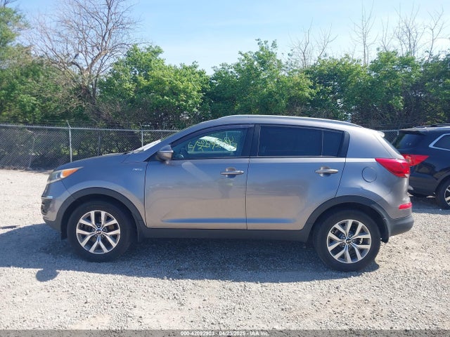KNDPBCAC3E7587943 KIA Sportage Lx