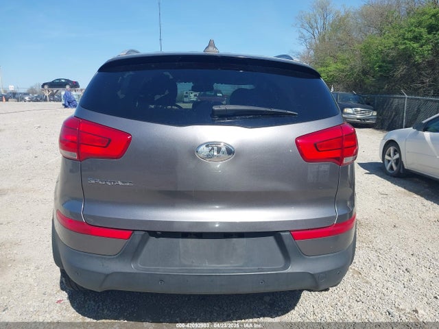 KNDPBCAC3E7587943 KIA Sportage Lx