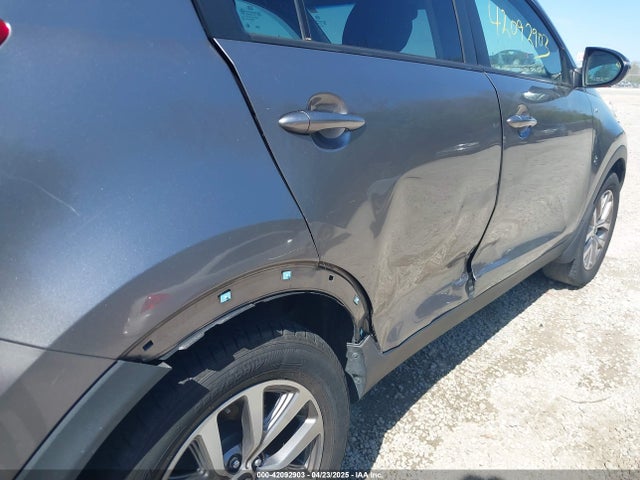 KNDPBCAC3E7587943 KIA Sportage Lx